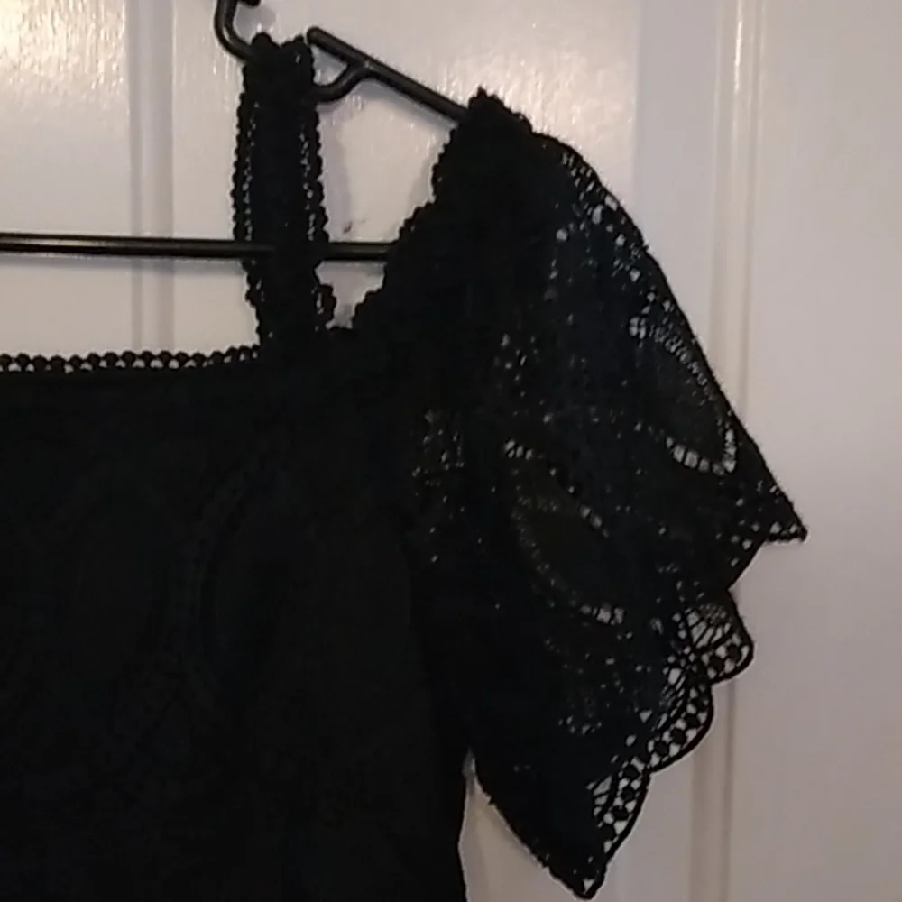 Dress - Picture 2 of 4